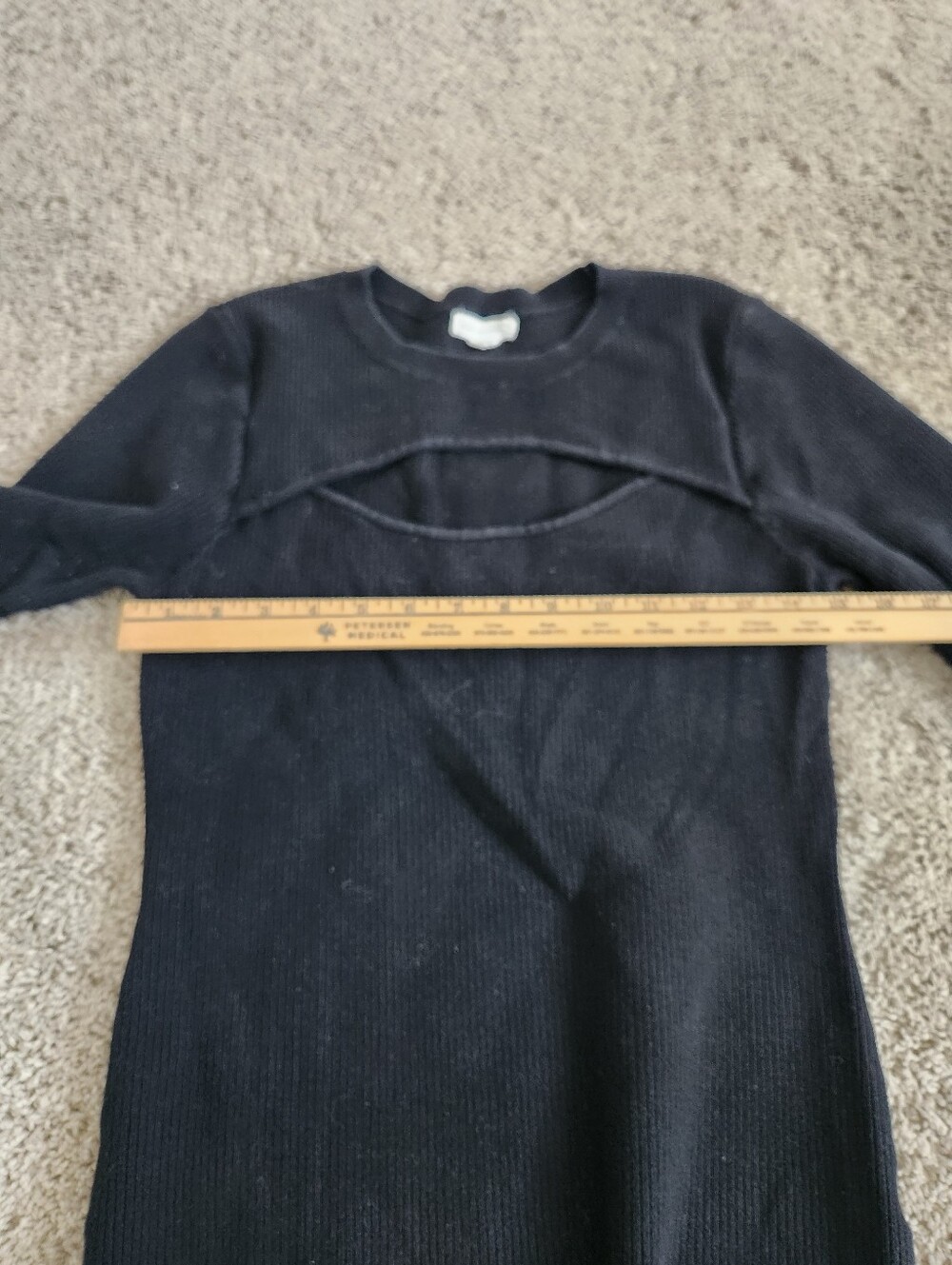 Good American Cut Out Rib Top Size 3/4 - Picture 6 of 8